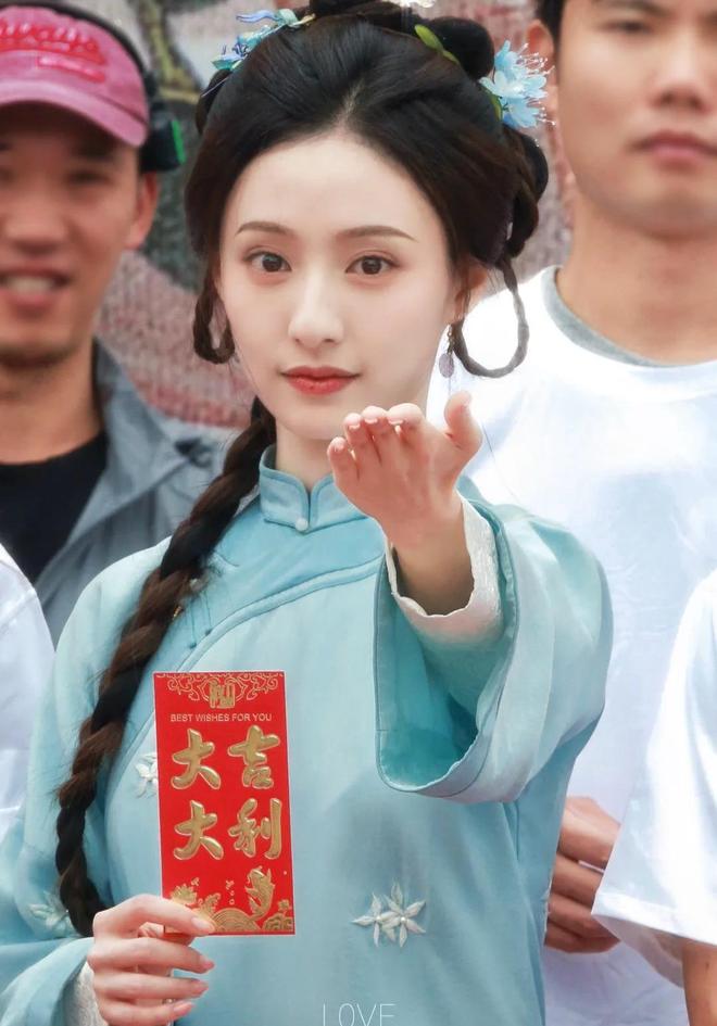 媳操刀女主颜值碾压原版男主一言难尽瓦力棋牌游戏新《还珠》开机！琼瑶儿(图23)